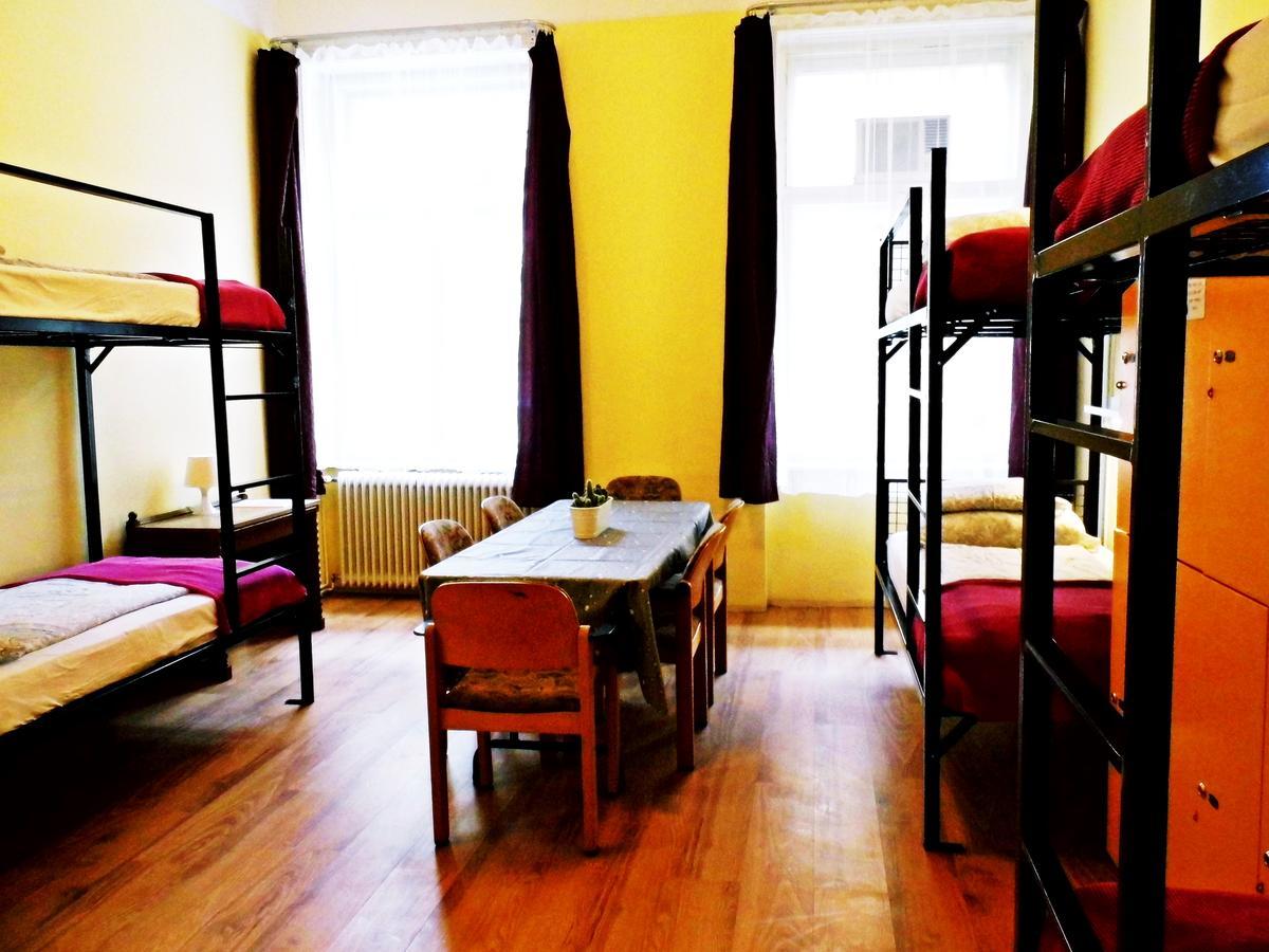 Bebudgetrooms Budapest Exteriör bild